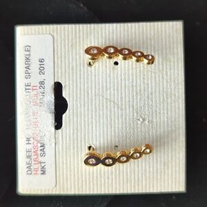 NWOT (#64) Kate Spade Dainty Sparklers Gold Tone Crystal Circular Ear Crawler